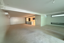 Discover a Newly Renovated 2-Storey Home in Prestigious Bel-Air V